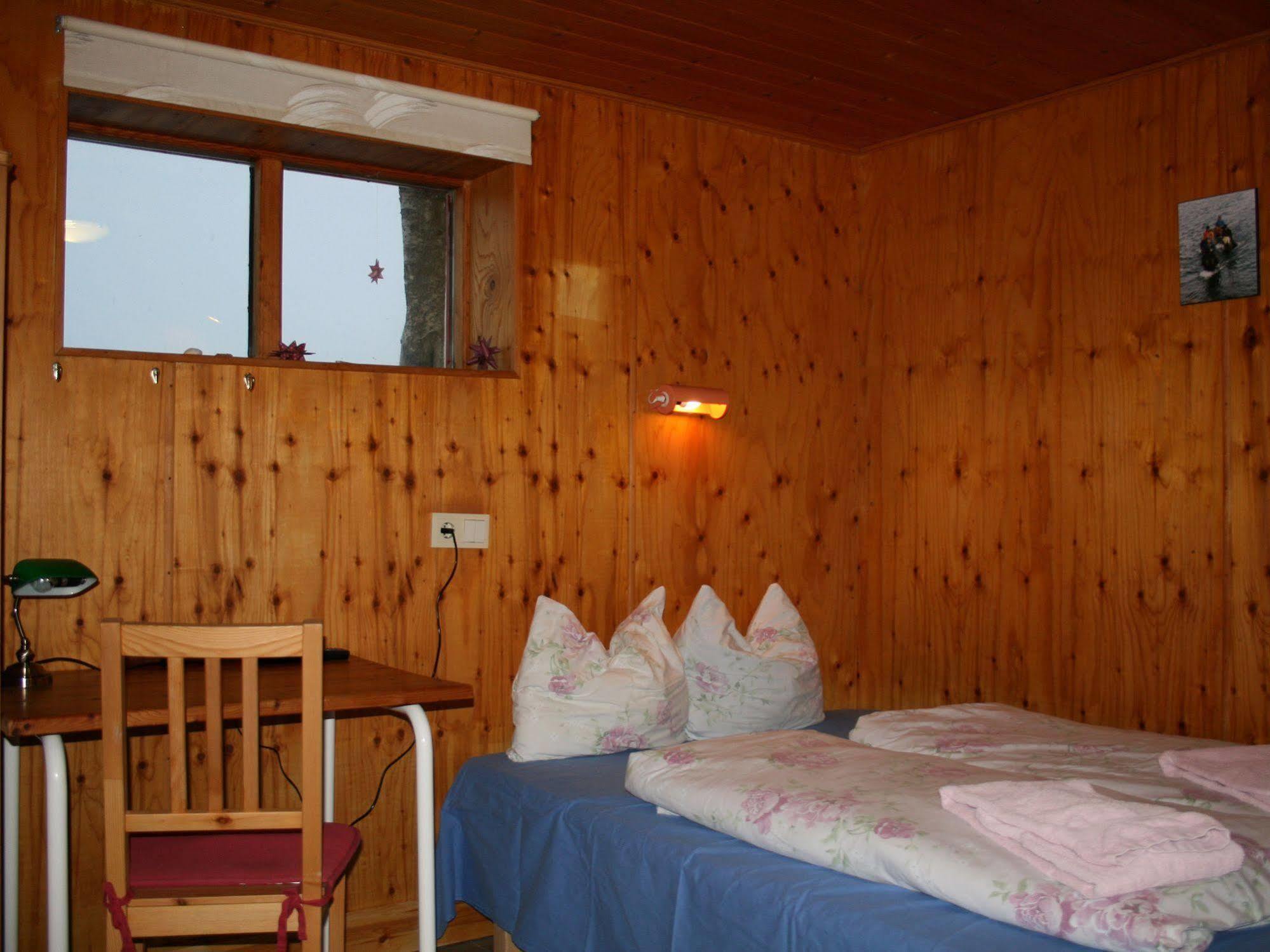 Brekkulækur Guesthouse Hunathing Vestra Eksteriør billede